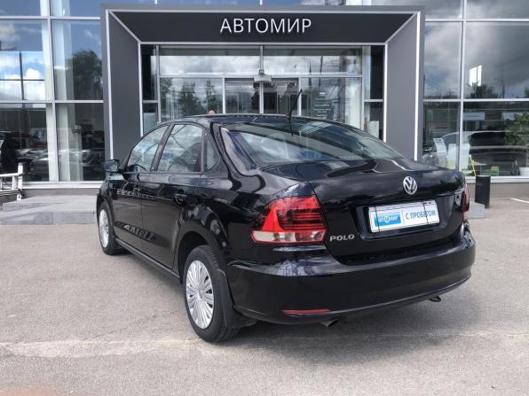 Volkswagen Polo V Рестайлинг с пробегом 2016 года, цена 1 150 000 рублей, 106784 км, седан, Автокод Объявления