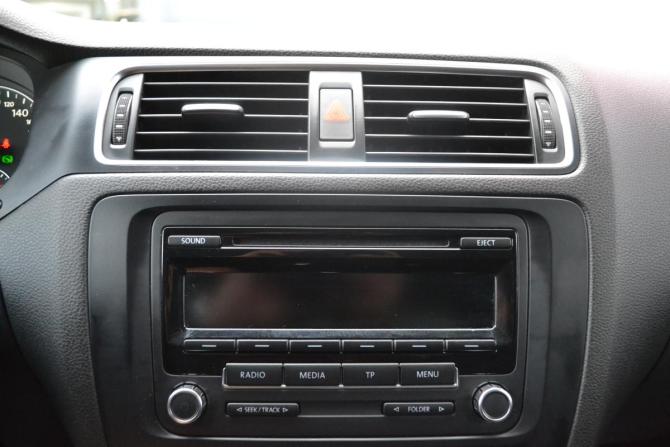 Volkswagen Jetta VI с пробегом 2012 года, цена 1 090 000 рублей, 179715 км, седан, Автокод Объявления