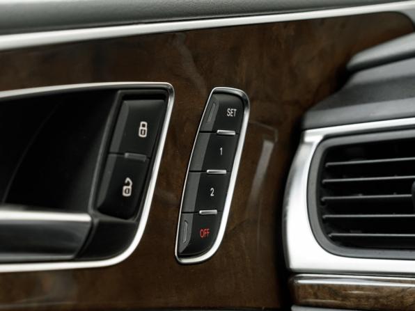 Audi A6 IV (C7) с пробегом 2011 года, цена 1 650 000 рублей, 220217 км, седан, Автокод Объявления