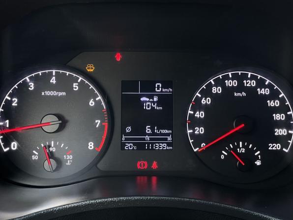 Hyundai Solaris II с пробегом 2017 года, цена 1 120 000 рублей, 111297 км, седан, Автокод Объявления