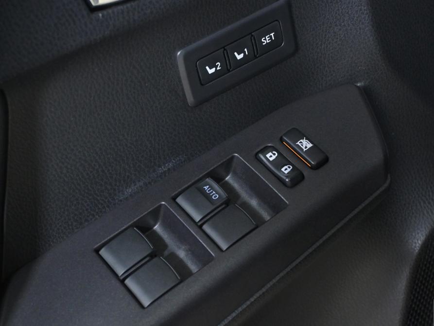 Toyota RAV4 IV (XA40) Рестайлинг Москва  - изображение 16