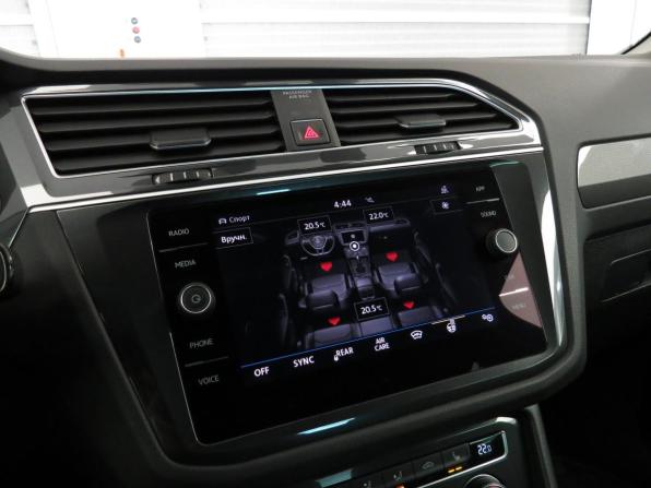 Volkswagen Tiguan II с пробегом 2018 года, цена 2 250 000 рублей, 156459 км, внедорожник, Автокод Объявления