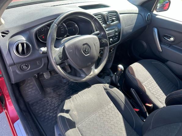 Renault Logan II с пробегом 2014 года, цена 679 000 рублей, 139105 км, седан, Автокод Объявления