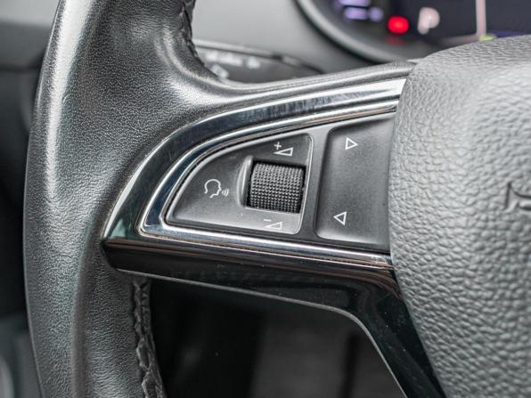 Skoda Octavia III (A7) Рестайлинг с пробегом 2019 года, цена 1 980 000 рублей, 162885 км, лифтбек, Автокод Объявления