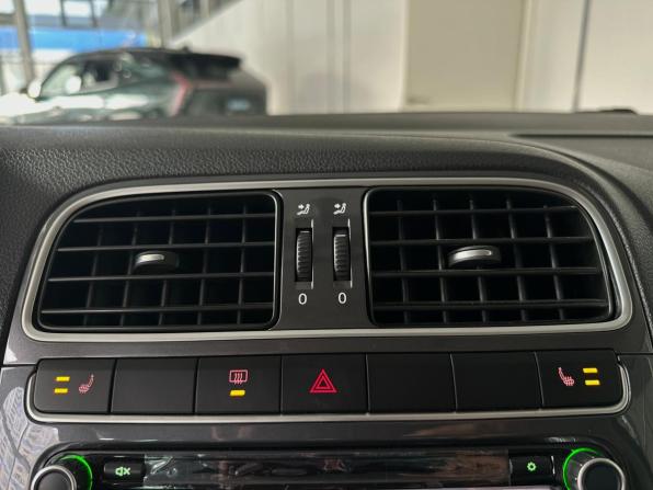 Volkswagen Polo V Рестайлинг с пробегом 2020 года, цена 1 550 000 рублей, 31189 км, седан, Автокод Объявления