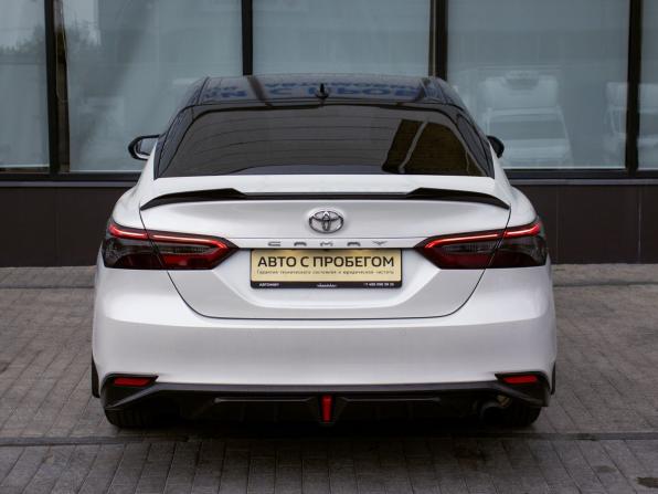 Toyota Camry VIII (XV70) Рестайлинг с пробегом 2021 года, цена 2 525 000 рублей, 113871 км, седан, Автокод Объявления