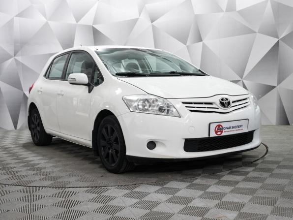 Toyota Auris I Рестайлинг с пробегом 2012 года, цена 845 000 рублей, 247943 км, хэтчбек, Автокод Объявления