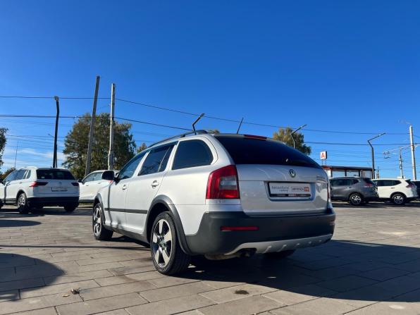 Skoda Octavia II (A5) Рестайлинг с пробегом 2012 года, цена 1 230 000 рублей, 238721 км, универсал, Автокод Объявления