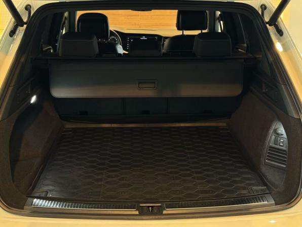 Volkswagen Touareg III с пробегом 2019 года, цена 5 499 000 рублей, 39116 км, внедорожник, Автокод Объявления