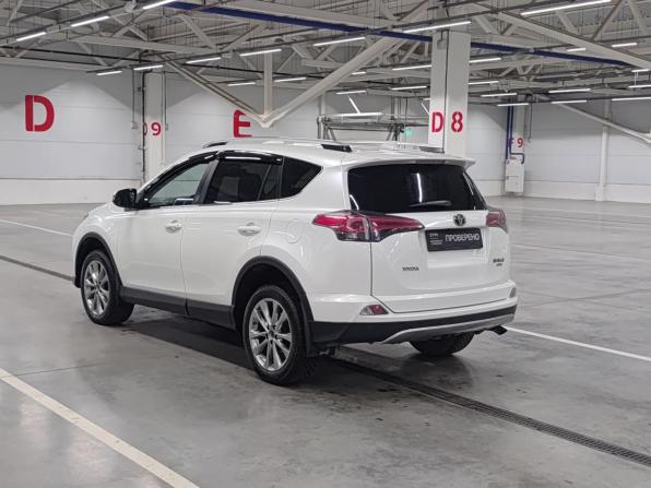 Toyota RAV4 IV (XA40) Рестайлинг с пробегом 2017 года, цена 2 415 000 рублей, 180917 км, внедорожник, Автокод Объявления