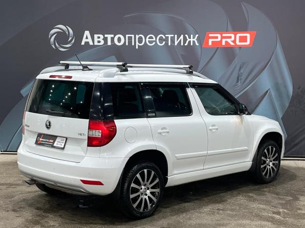 Skoda Yeti I Рестайлинг с пробегом 2017 года, цена 1 290 000 рублей, 111219 км, внедорожник, Автокод Объявления