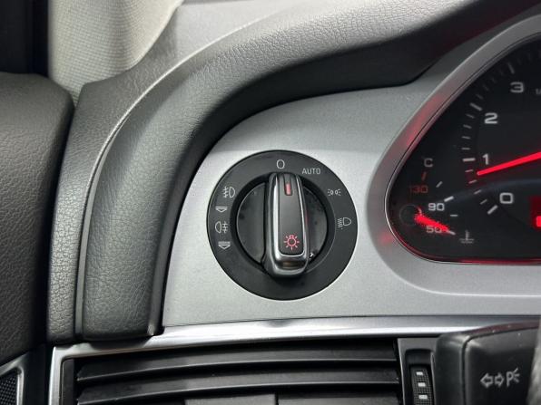 Audi A6 III (C6) Рестайлинг с пробегом 2011 года, цена 1 595 000 рублей, 158819 км, седан, Автокод Объявления