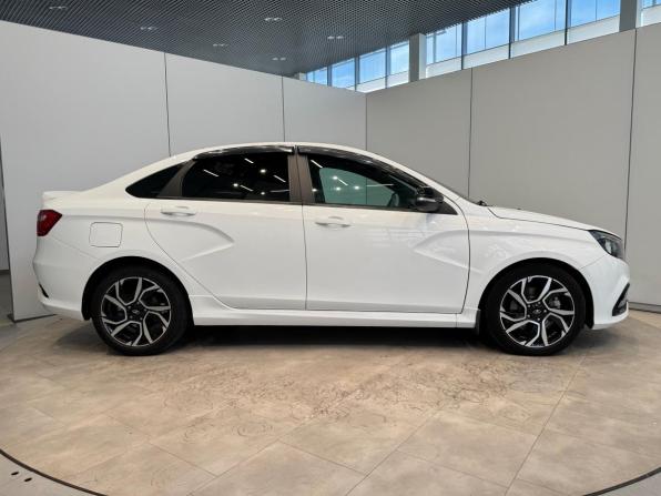 Lada (ВАЗ) Vesta I с пробегом 2022 года, цена 1 590 000 рублей, 35399 км, седан, Автокод Объявления