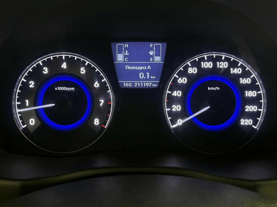Hyundai Solaris I Рестайлинг Псков  - изображение 10