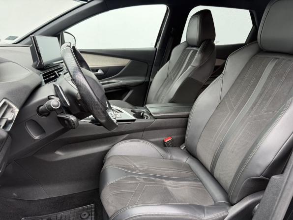 Peugeot 3008 II Рестайлинг с пробегом 2021 года, цена 1 690 000 рублей, 223759 км, внедорожник, Автокод Объявления