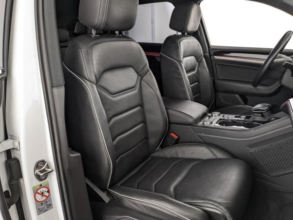 Volkswagen Touareg III с пробегом 2019 года, цена 4 660 000 рублей, 116724 км, внедорожник, Автокод Объявления