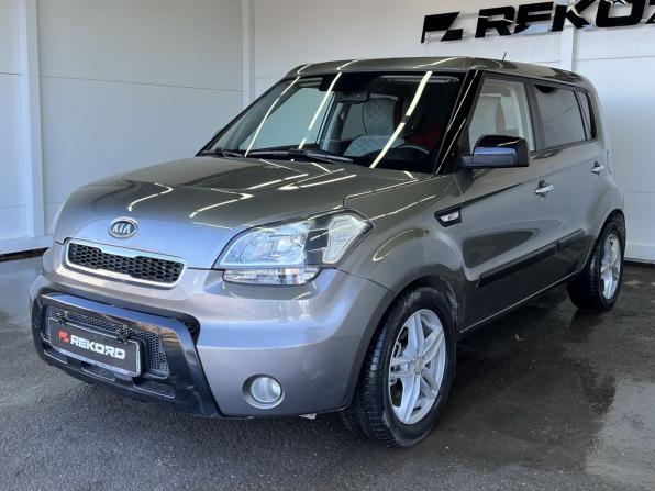 Kia Soul I с пробегом 2011 года, цена 869 000 рублей, 215288 км, хэтчбек, Автокод Объявления