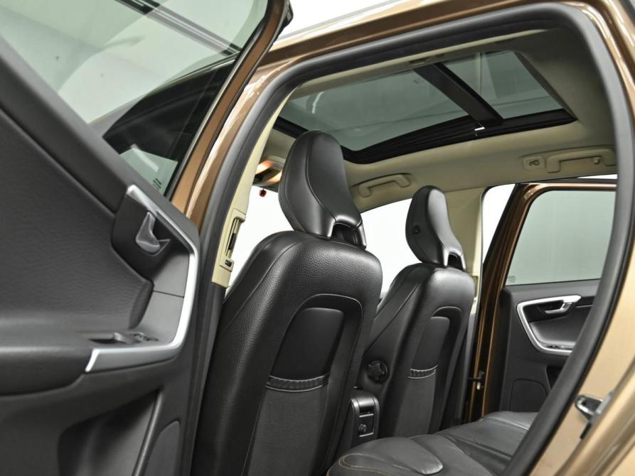 Volvo XC60 I Москва  - изображение 12