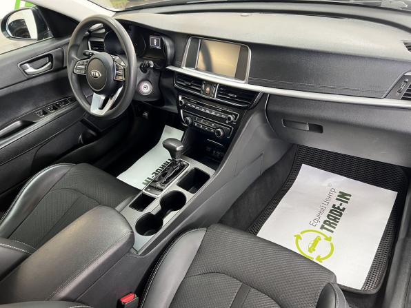 Kia Optima IV Рестайлинг с пробегом 2019 года, цена 1 335 000 рублей, 63344 км, седан, Автокод Объявления