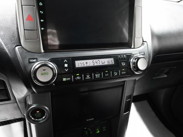 Toyota Land Cruiser Prado 150 Series с пробегом 2010 года, цена 2 685 000 рублей, 206342 км, внедорожник, Автокод Объявления
