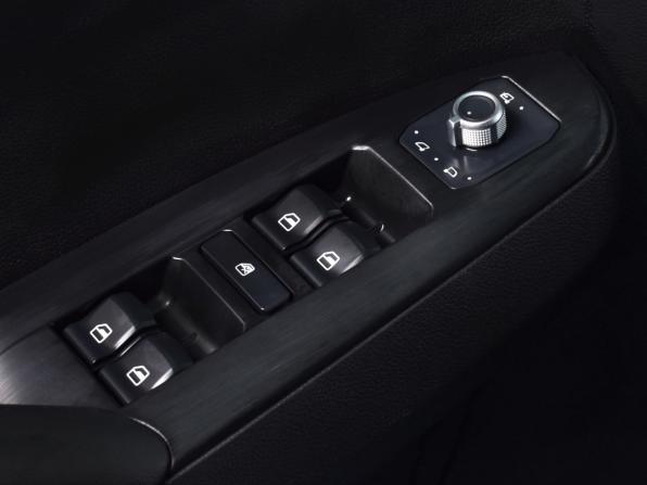 Haval Jolion I с пробегом 2023 года, цена 1 799 999 рублей, 34622 км, внедорожник, Автокод Объявления