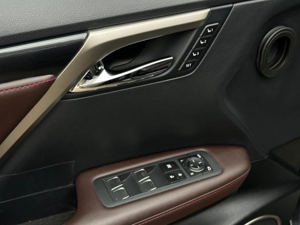 Lexus RX IV Рестайлинг с пробегом 2021 года, цена 6 470 000 рублей, 34400 км, внедорожник, Автокод Объявления