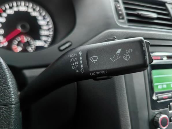 Volkswagen Jetta VI с пробегом 2012 года, цена 795 000 рублей, 231241 км, седан, Автокод Объявления