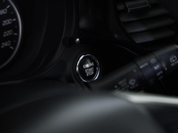 Mitsubishi Outlander III Рестайлинг 3 с пробегом 2022 года, цена 2 649 000 рублей, 4547 км, внедорожник, Автокод Объявления