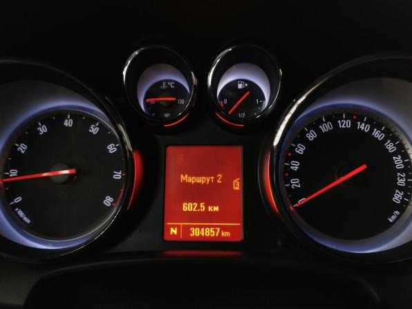Opel Astra J с пробегом 2012 года, цена 495 000 рублей, 304856 км, хэтчбек, Автокод Объявления