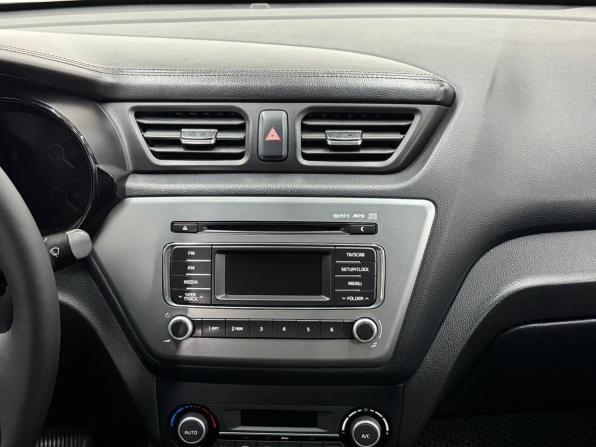 Kia Rio III Рестайлинг с пробегом 2016 года, цена 1 219 900 рублей, 160000 км, седан, Автокод Объявления
