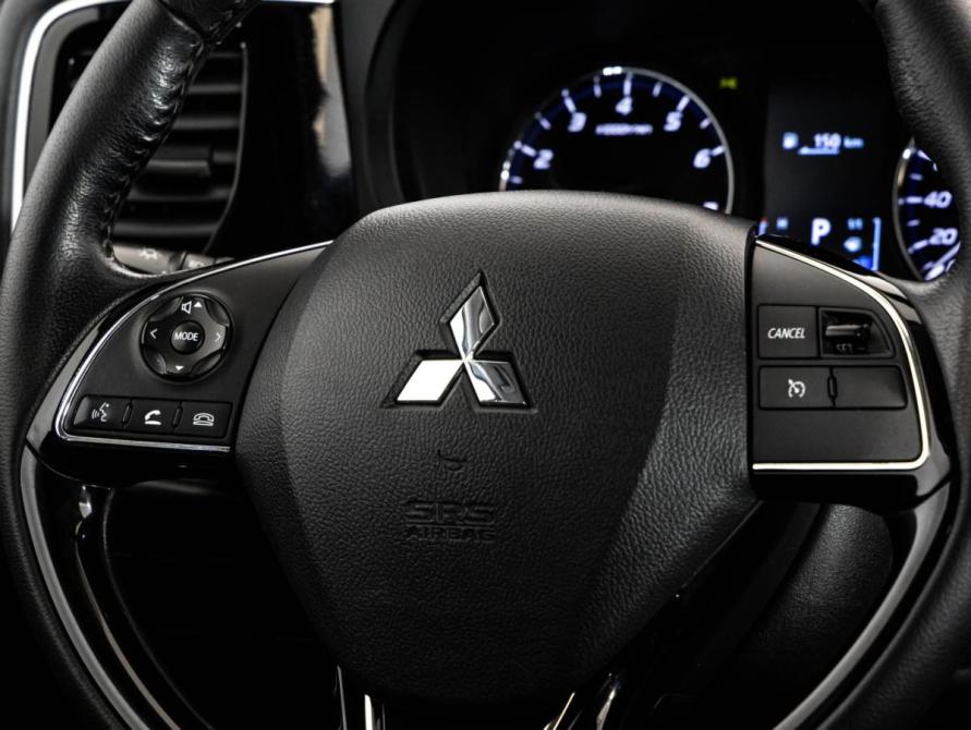 Mitsubishi Outlander III Рестайлинг 2 Санкт-Петербург  - изображение 12
