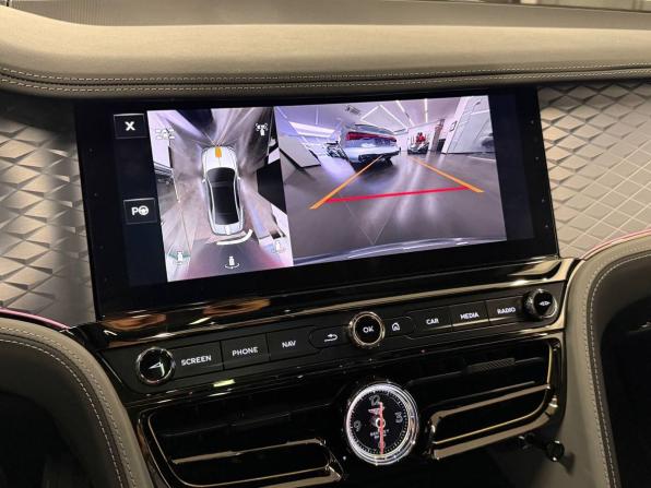 Bentley Flying Spur IV с пробегом 2025 года, цена 40 900 000 рублей, 2097 км, седан, Автокод Объявления