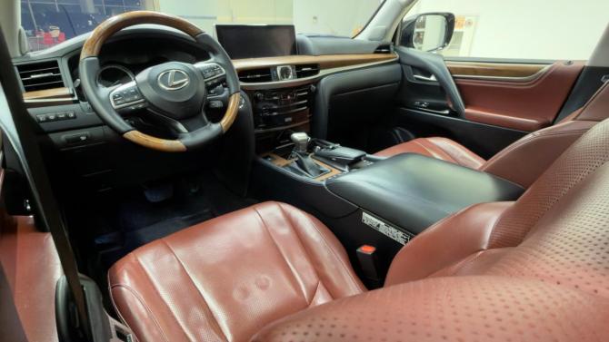 Lexus LX III Рестайлинг 2 с пробегом 2016 года, цена 6 250 000 рублей, 250000 км, внедорожник, Автокод Объявления