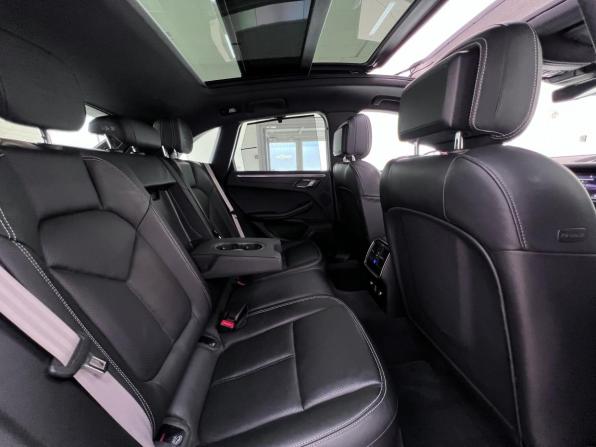 Porsche Macan I Рестайлинг 2 с пробегом 2022 года, цена 7 150 000 рублей, 55295 км, внедорожник, Автокод Объявления