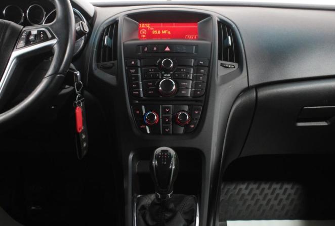 Opel Astra H Рестайлинг с пробегом 2011 года, цена 510 000 рублей, 220001 км, хэтчбек, Автокод Объявления