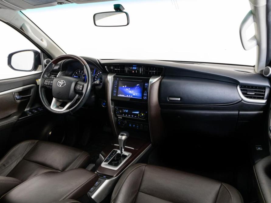 Toyota Fortuner II Санкт-Петербург  - изображение 11