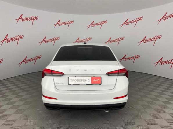 Skoda Rapid II с пробегом 2021 года, цена 1 485 000 рублей, 145473 км, лифтбек, Автокод Объявления