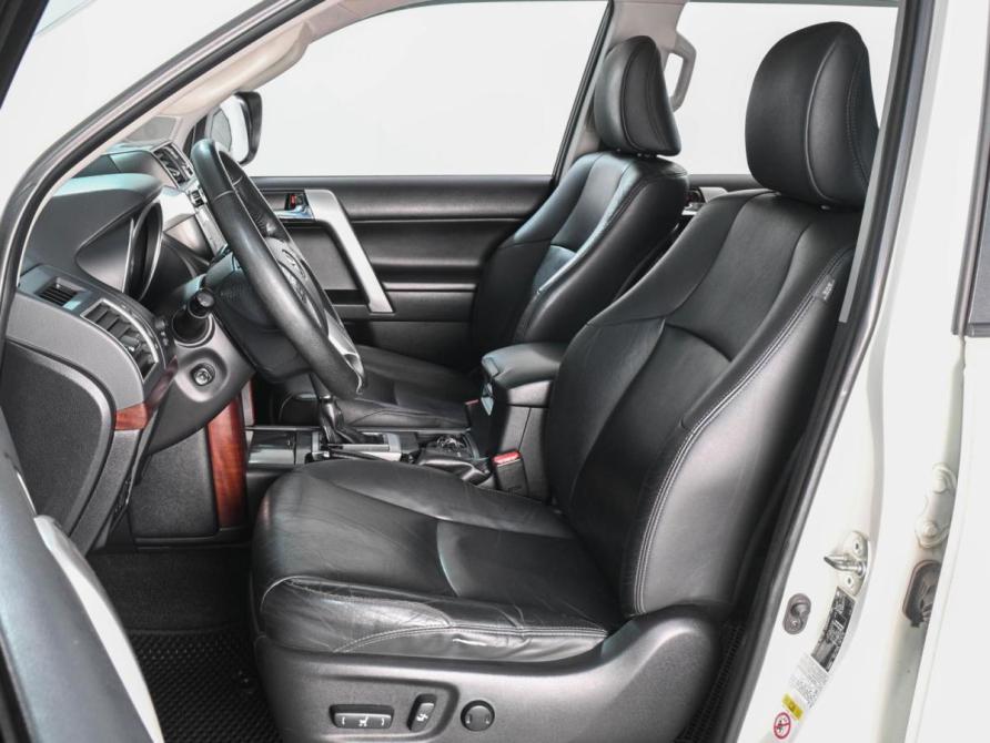 Toyota Land Cruiser Prado 150 Series Рестайлинг 1 Ростов-на-Дону  - изображение 10