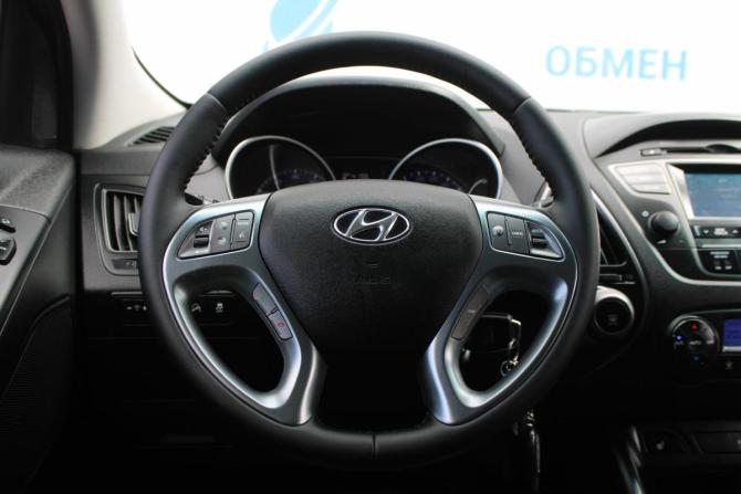 Hyundai ix35 I Рестайлинг с пробегом 2013 года, цена 1 350 000 рублей, 135000 км, внедорожник, Автокод Объявления