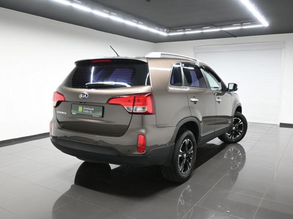 Kia Sorento II Рестайлинг с пробегом 2012 года, цена 1 595 000 рублей, 213219 км, внедорожник, Автокод Объявления