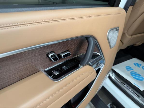 Land Rover Range Rover V с пробегом 2023 года, цена 18 990 000 рублей, 46000 км, внедорожник, Автокод Объявления