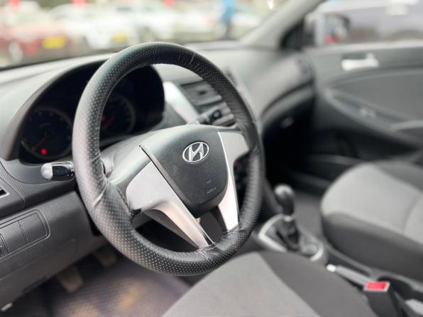 Hyundai Solaris I с пробегом 2011 года, цена 580 000 рублей, 208972 км, хэтчбек, Автокод Объявления