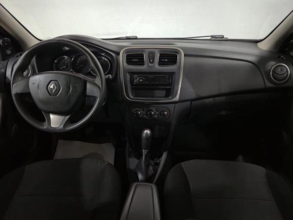 Renault Logan II с пробегом 2015 года, цена 640 000 рублей, 133191 км, седан, Автокод Объявления