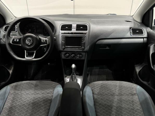 Volkswagen Polo V Рестайлинг с пробегом 2020 года, цена 1 450 000 рублей, 75353 км, седан, Автокод Объявления