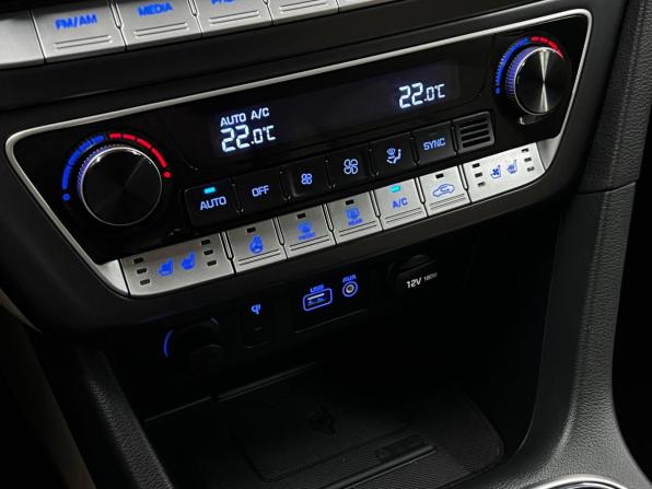 Hyundai Sonata VII (LF) Рестайлинг с пробегом 2017 года, цена 1 799 000 рублей, 99789 км, седан, Автокод Объявления