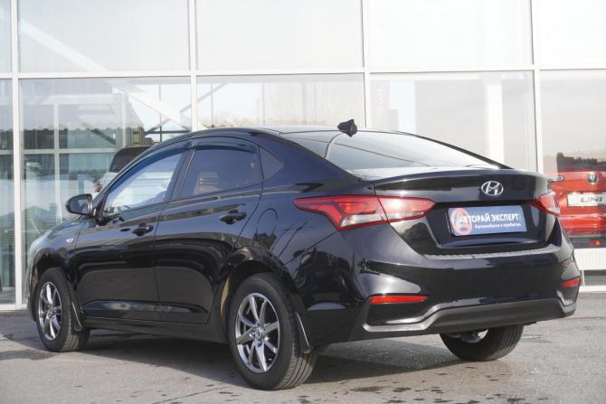 Hyundai Solaris II с пробегом 2018 года, цена 1 199 000 рублей, 109204 км, седан, Автокод Объявления