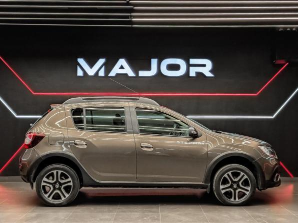 Renault Sandero II Рестайлинг с пробегом 2019 года, цена 1 250 000 рублей, 67669 км, хэтчбек, Автокод Объявления