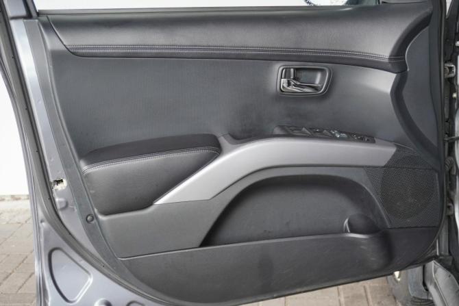 Mitsubishi Outlander II Рестайлинг с пробегом 2012 года, цена 1 465 000 рублей, 245854 км, внедорожник, Автокод Объявления