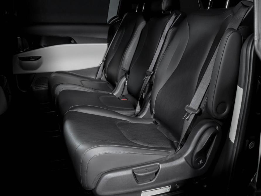 Kia Carnival IV Москва  - изображение 10