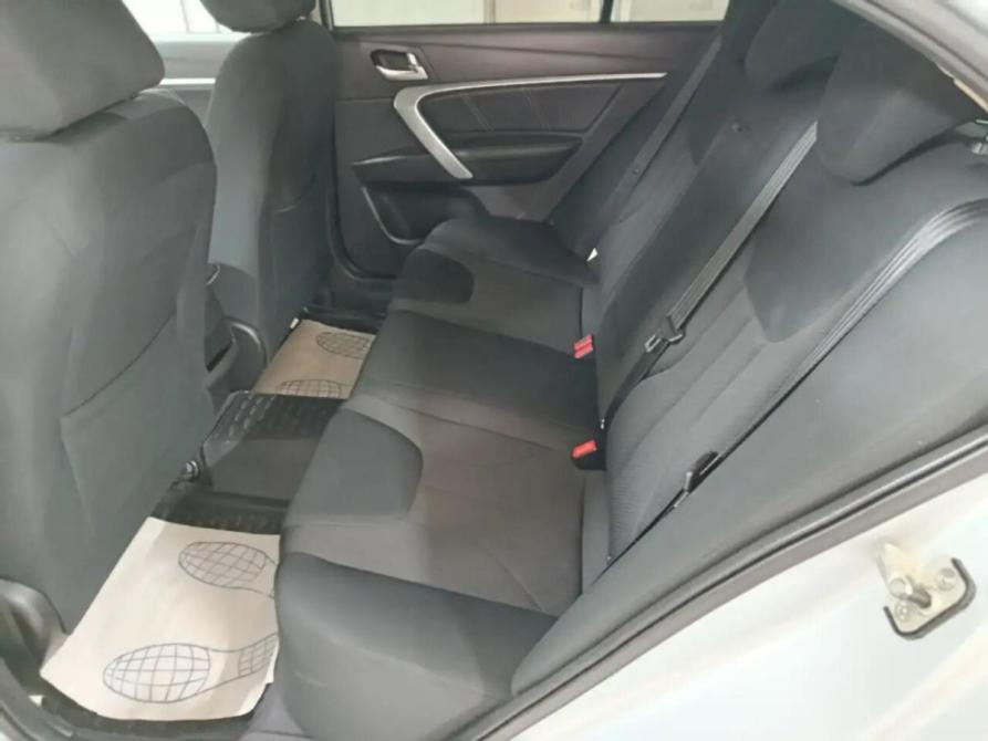 Geely Emgrand 7 I Рестайлинг Уфа  - изображение 15